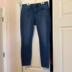 D.Jeans cropped skinny jeans